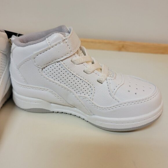 NEW AND1 Boys Court High Top Basketball Sneakers - White Shoes - Picture 6 of 11